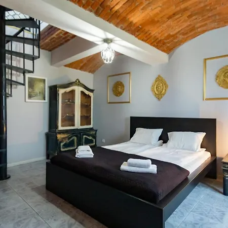 Golden House - Cosy 2 Апартаменты