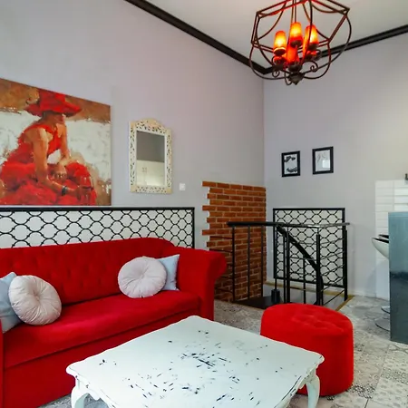 Golden House - Cosy 2 Apartment